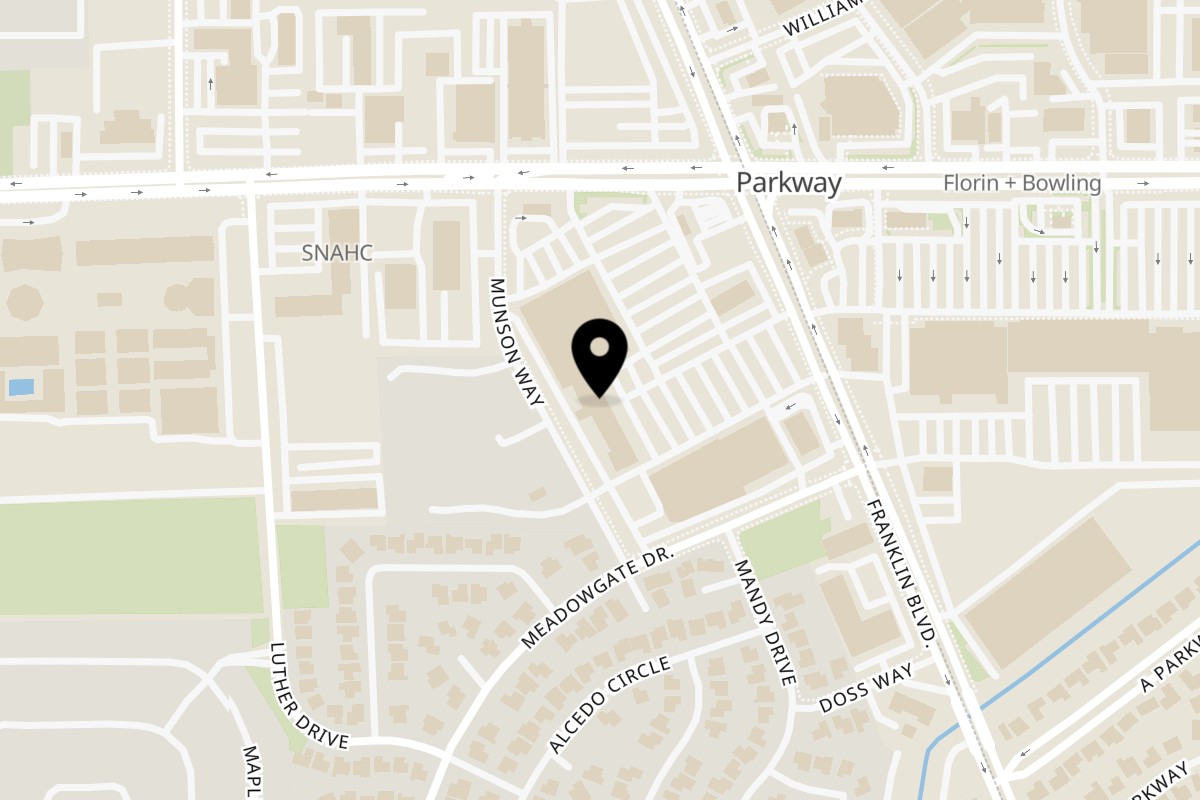 Map showing the location of Tacos y Mariscos El Limón on 7242 Franklin Blvd in Sacramento